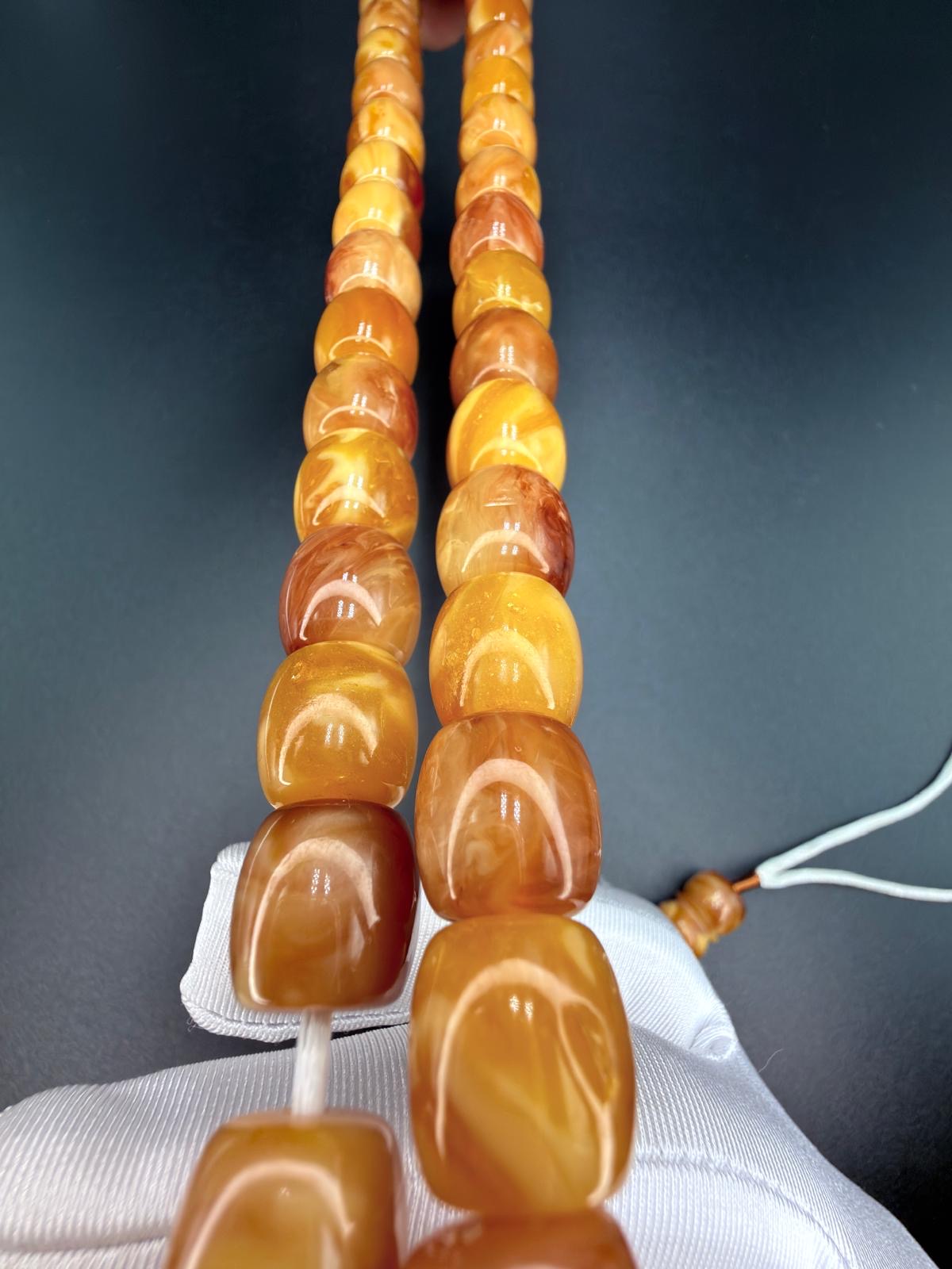 مسباح سندلوس
Sandalwood tasbih