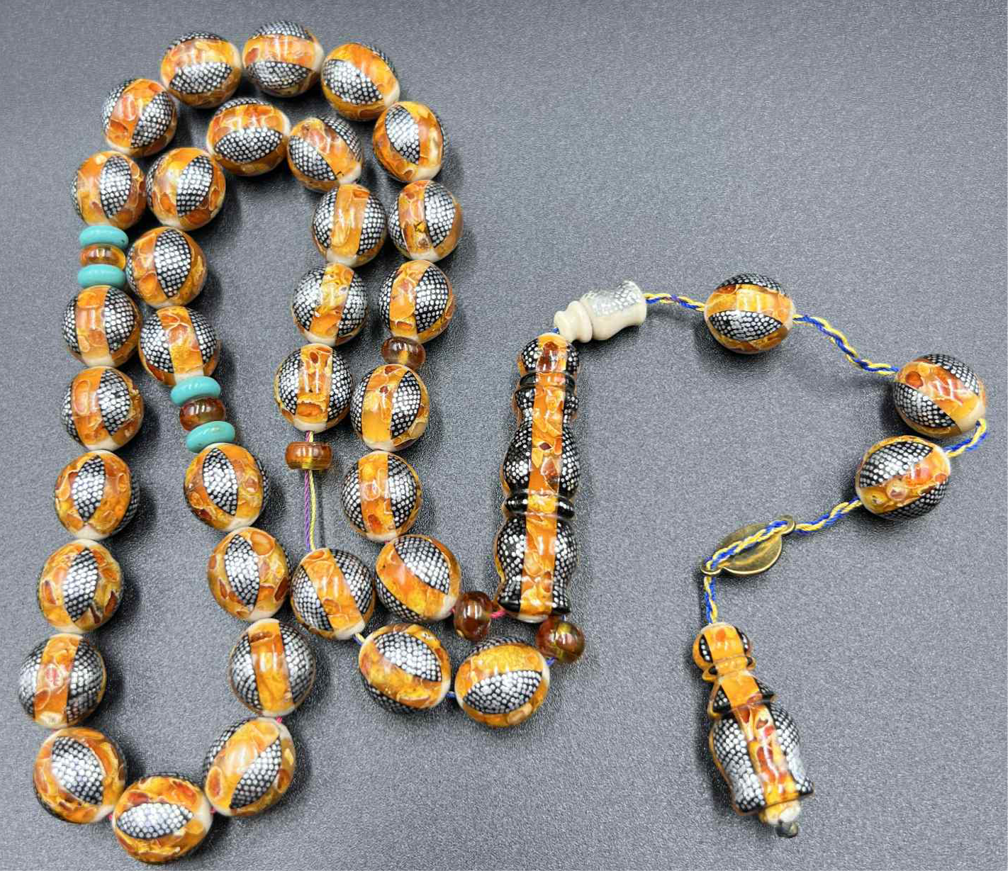 مسباح تراكيب يسر مع كهرمان مع فقمه وتطعيم فضه Combination rosary yusr with Amber and silver