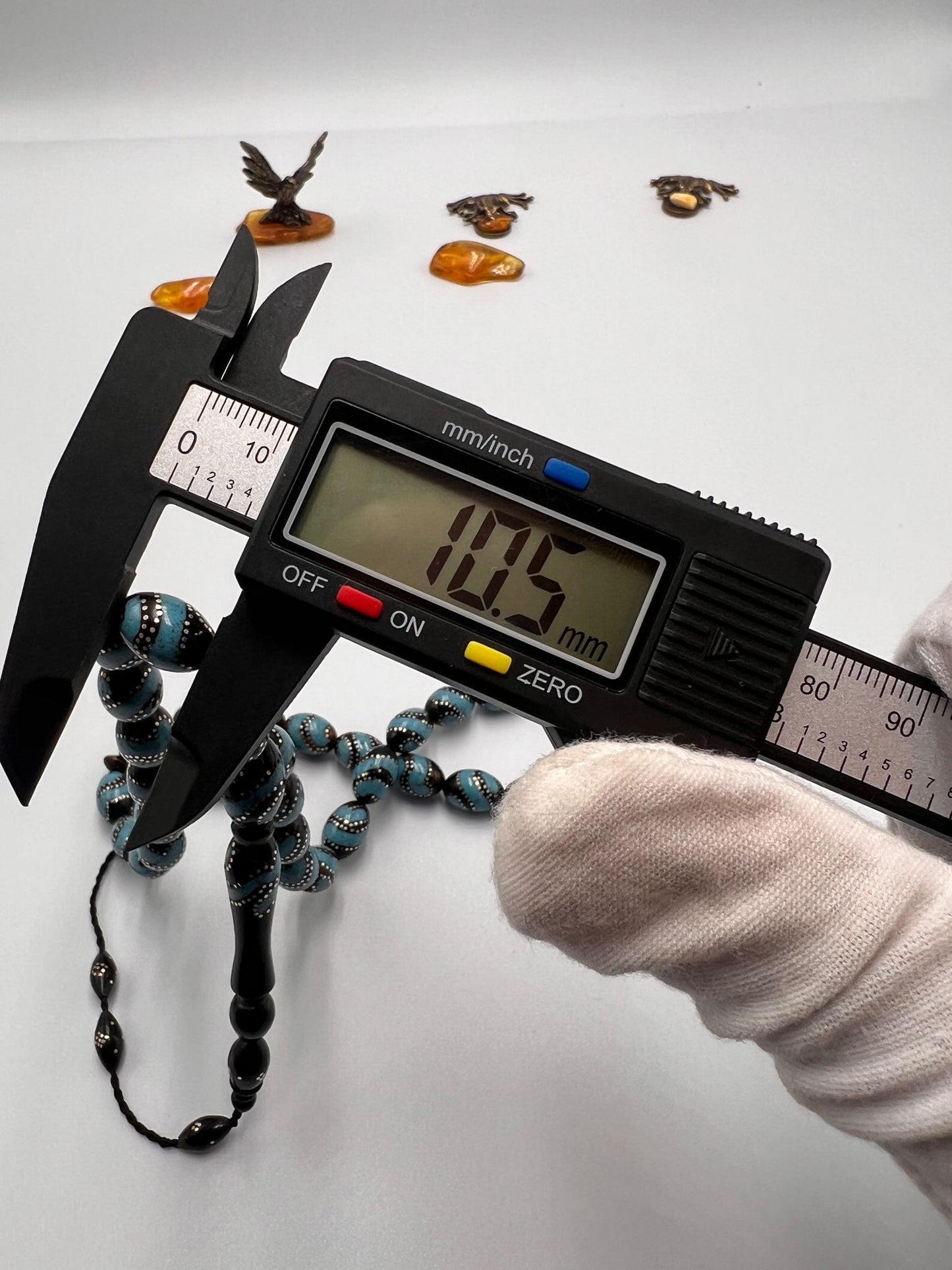 Black coral (Yusr)with turquoise