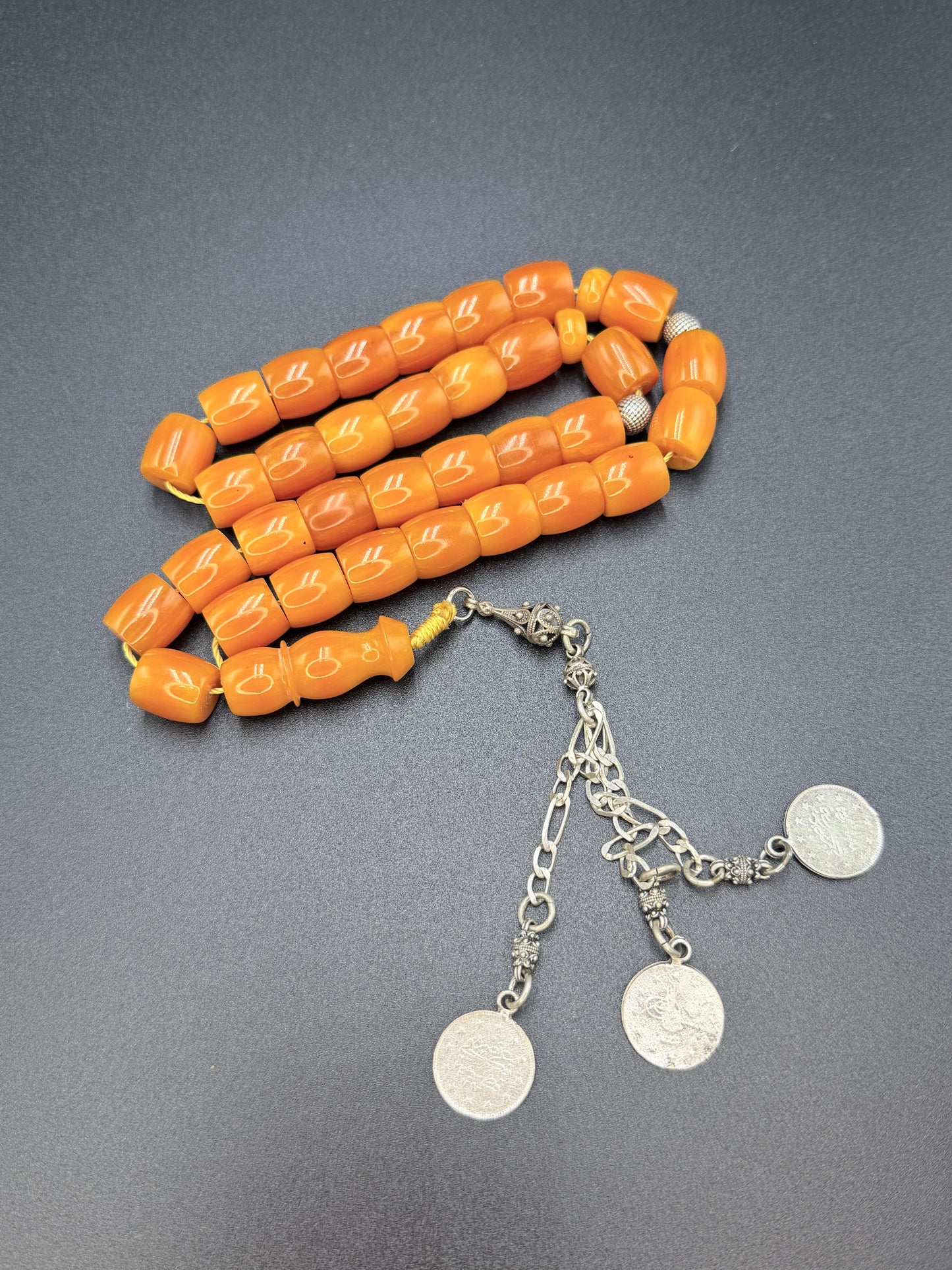 مسباح سندلوس مسكي، صنعة مرتبة ورائحة مميزه
Musk Sandalus tasbih