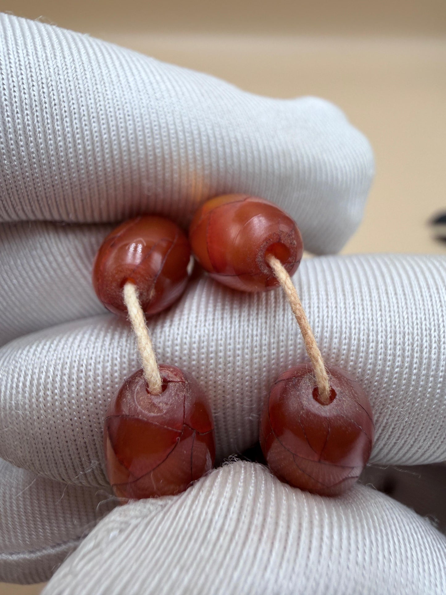 مسباح أنتيك من خراطة شعبان الأب، عمر المسباح أكثر من 80 سنة.
Antique Misbah by Shaban Al-Ab (master turner), over 80 years old.