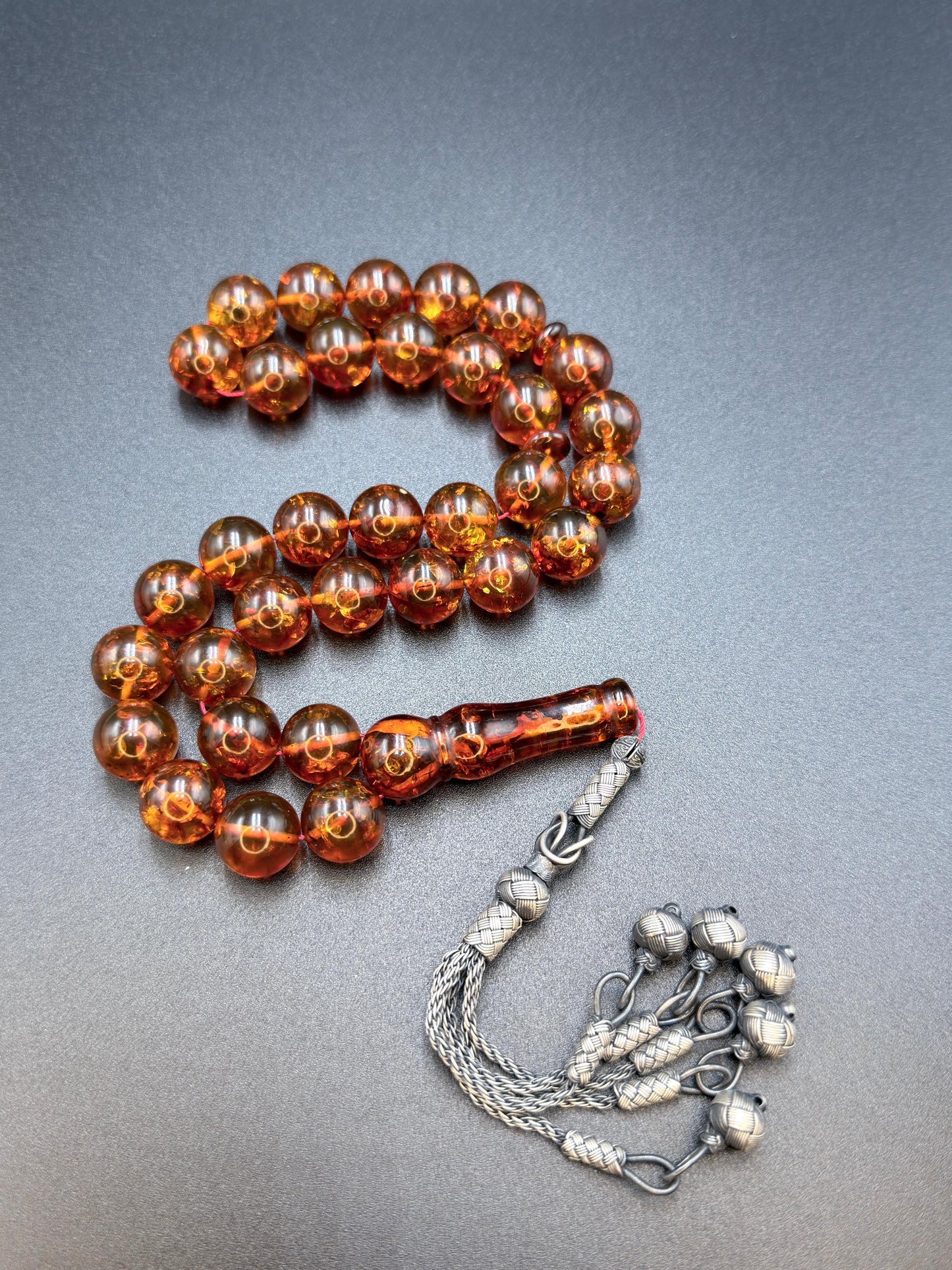 مسباح كهرمان روسي عطش مع شرابه طربزون فضه Russian Amber (Thirst/Atsh) Misbaha, عيار ١٠٠٠