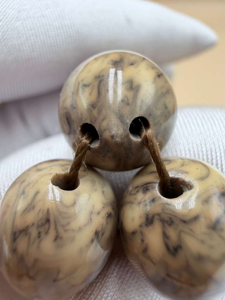 Sandalus Misbaha (Chernobyl-style), with 500-grade silver tassel