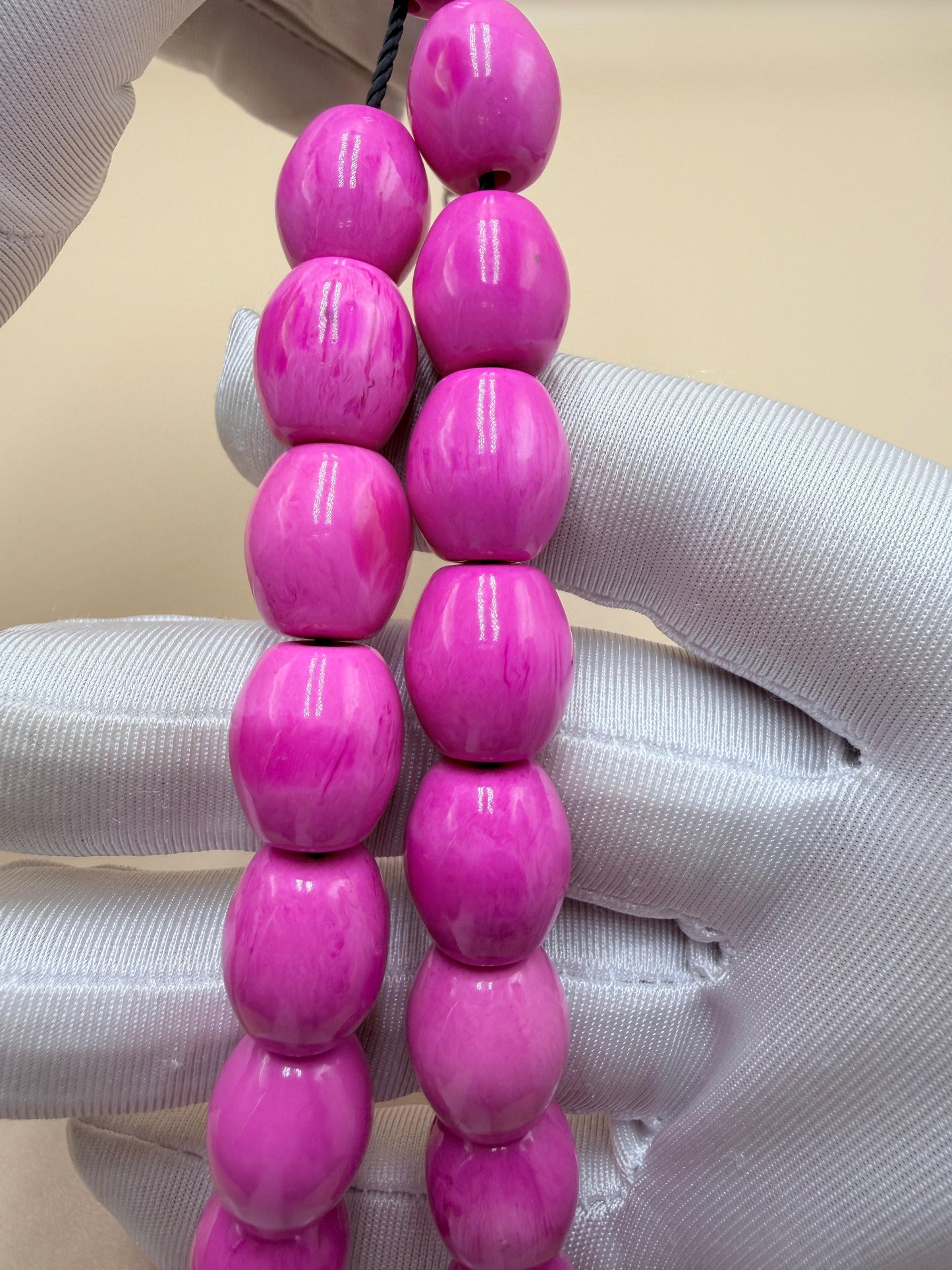 مسباح بولنك
لون مميز – نوادر
Polink Misbaha
Distinctive color – Rare piece