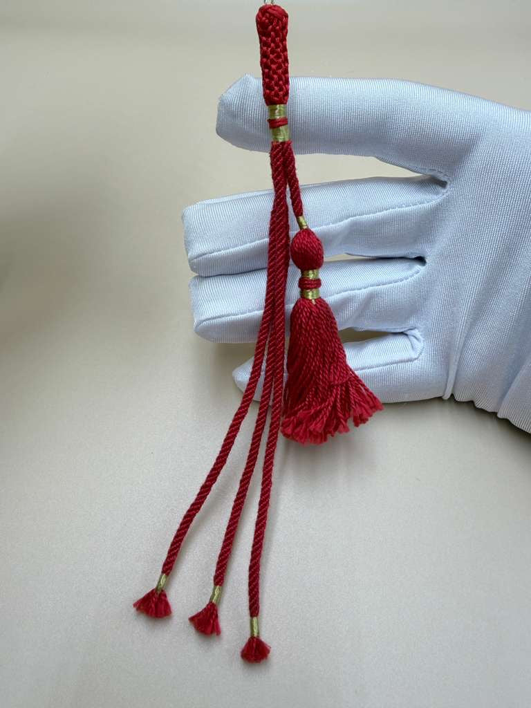 مسباح كهرمان شفاف، قليل الشوائب، مع 3 حبات زيادة  Transparent Amber Misbah, Low Inclusions, with 3 Extra Beads.