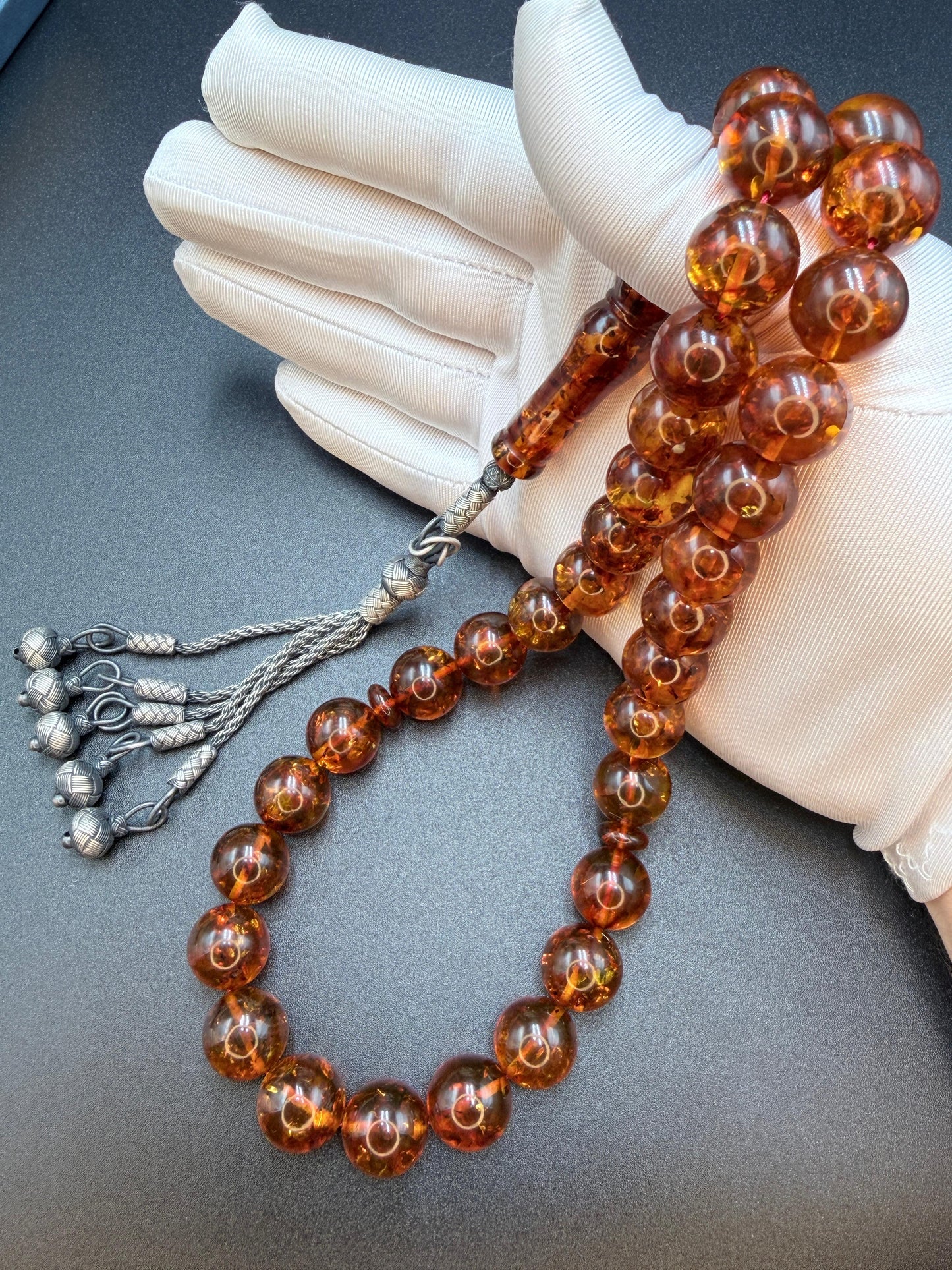 مسباح كهرمان روسي عطش مع شرابه طربزون فضه Russian Amber (Thirst/Atsh) Misbaha, عيار ١٠٠٠