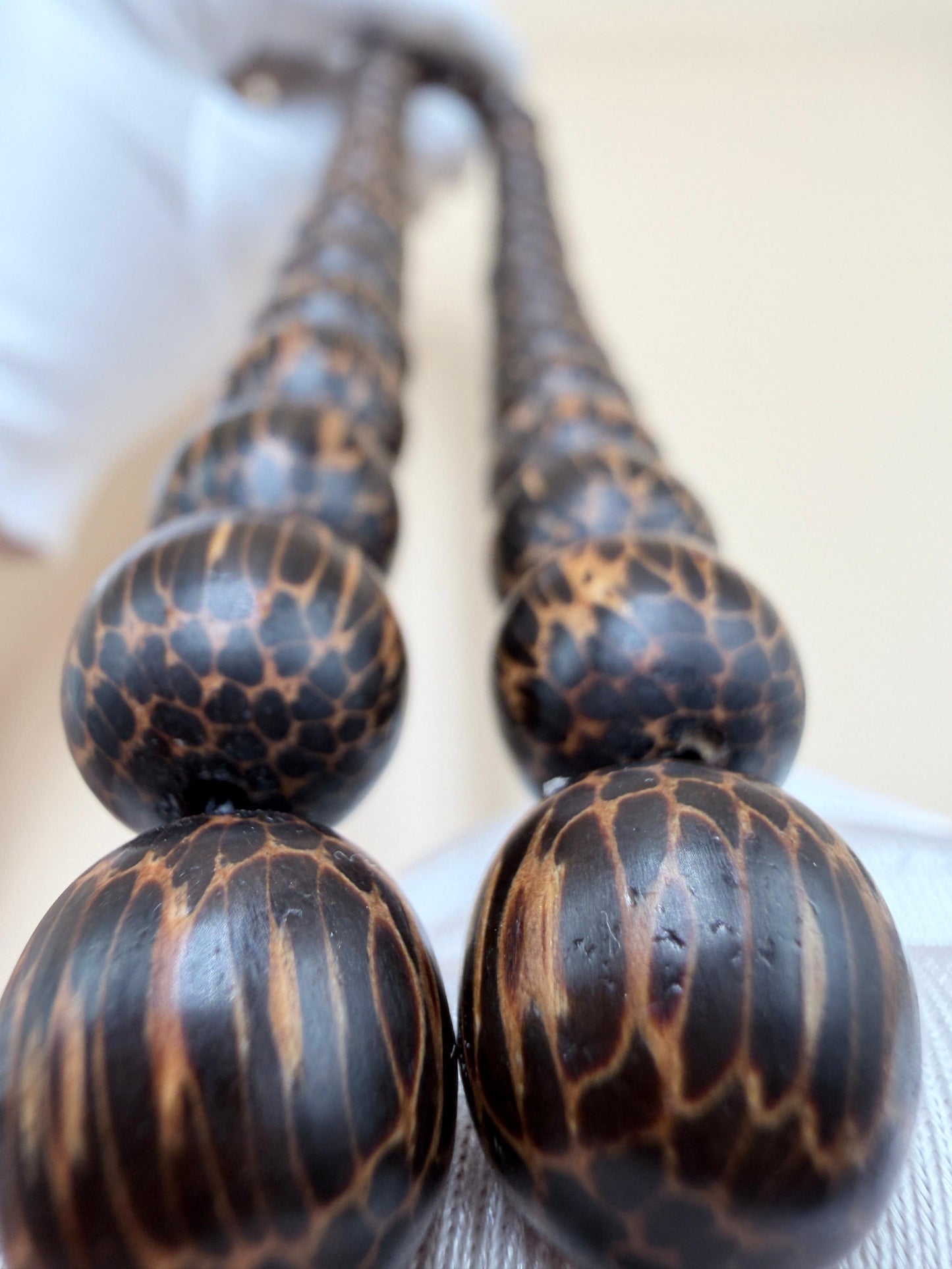 مسباح خشب النمر
قطعة نادرة
 Rare Tigerwood Misbaha