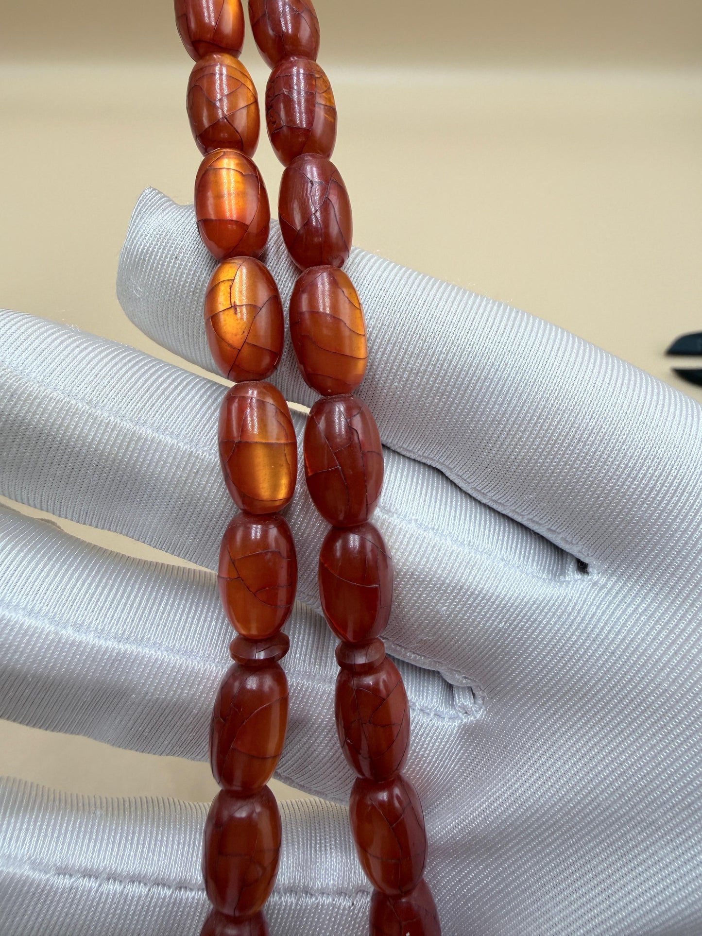 مسباح أنتيك من خراطة شعبان الأب، عمر المسباح أكثر من 80 سنة.
Antique Misbah by Shaban Al-Ab (master turner), over 80 years old.