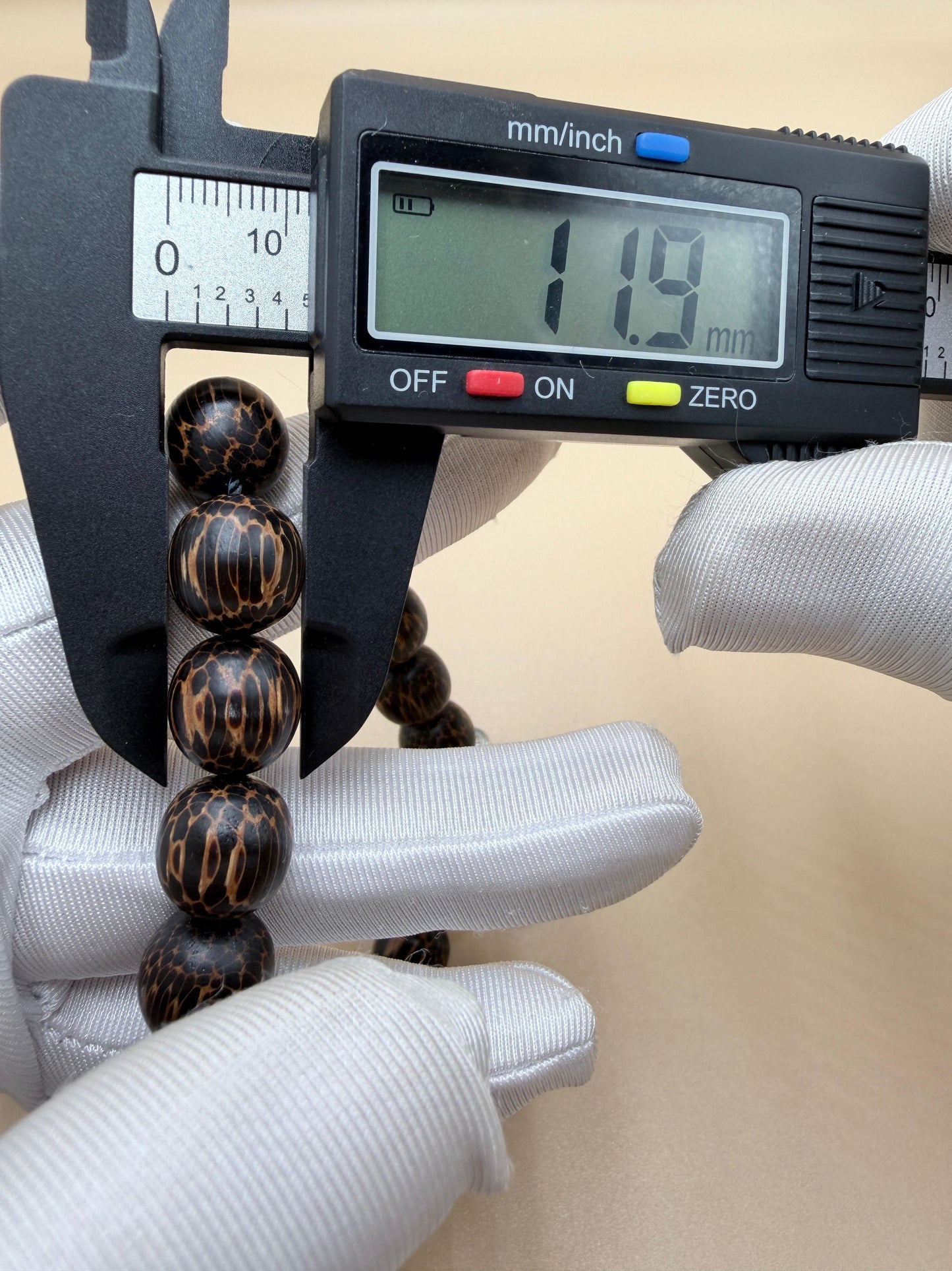 مسباح خشب النمر
قطعة نادرة
 Rare Tigerwood Misbaha