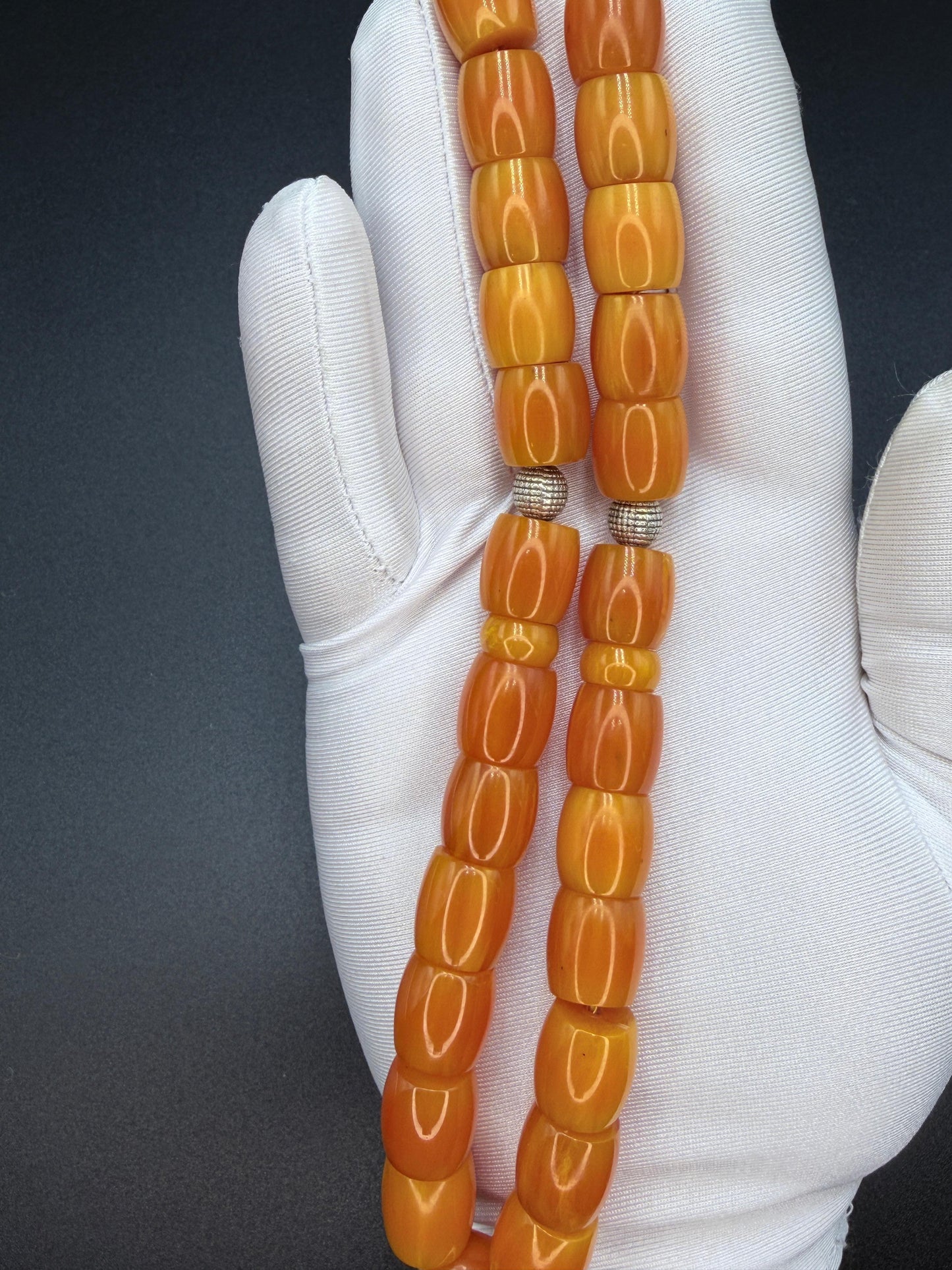 مسباح سندلوس مسكي، صنعة مرتبة ورائحة مميزه
Musk Sandalus tasbih