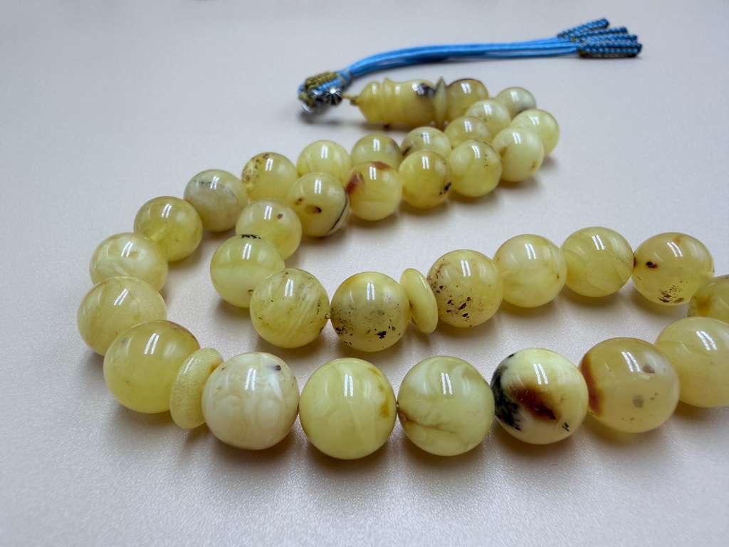 مسباح كهرمان شوائبي كفيه  Amber Misbaha, “Shwaybi Kafih” style