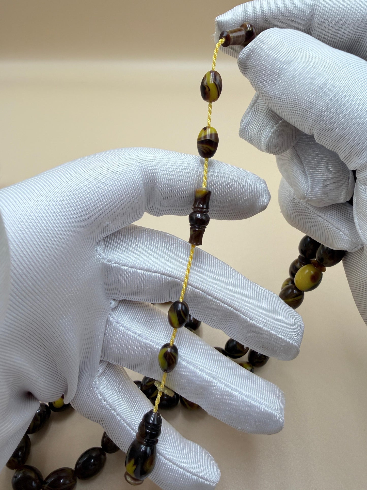 مسباح سندلوس صب جديد مميز.

Distinctive New Sandalus Misbah.