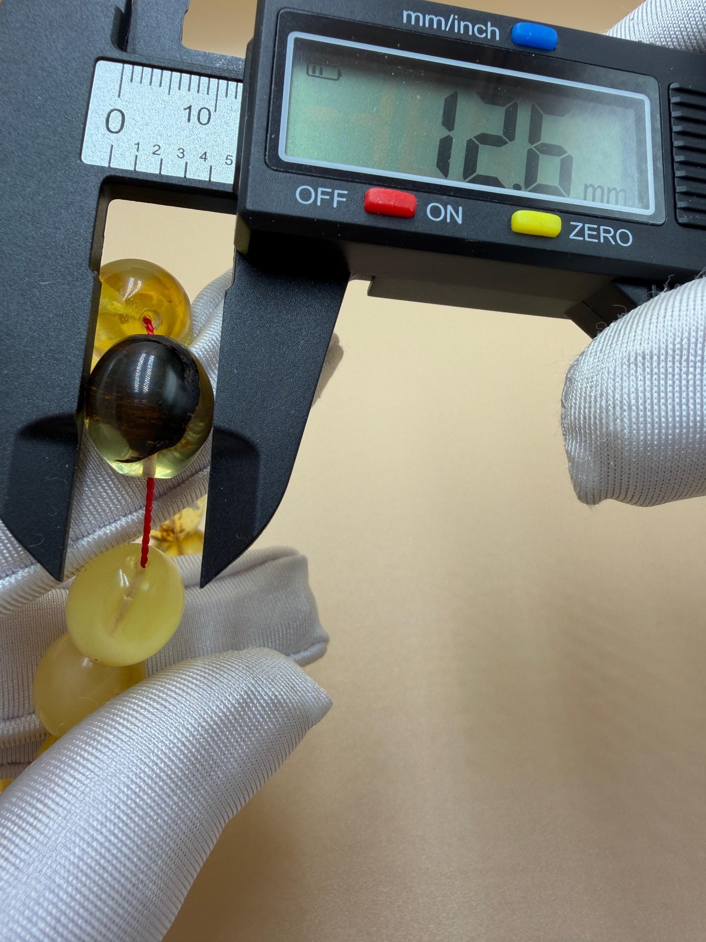 مسباح كهرمان حشري كاريبي، بخراطة مميزة، قصة بيض حمام.Caribbean Insect Amber Misbah