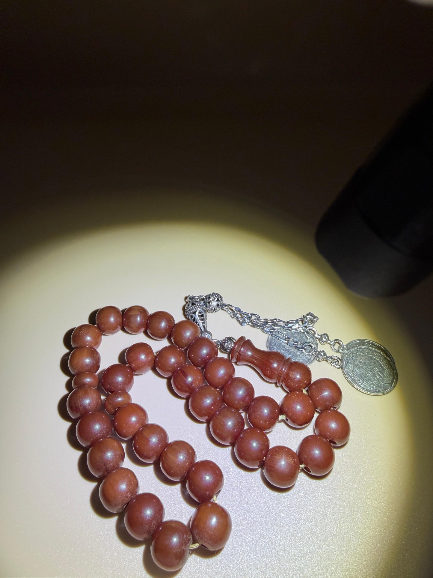 مسباح سندلوس مسكي، خراطة أبو يوسف الجزرة،
Musk Sandalwood Misbah, Carved by Abu Yusuf Al-Jazrah