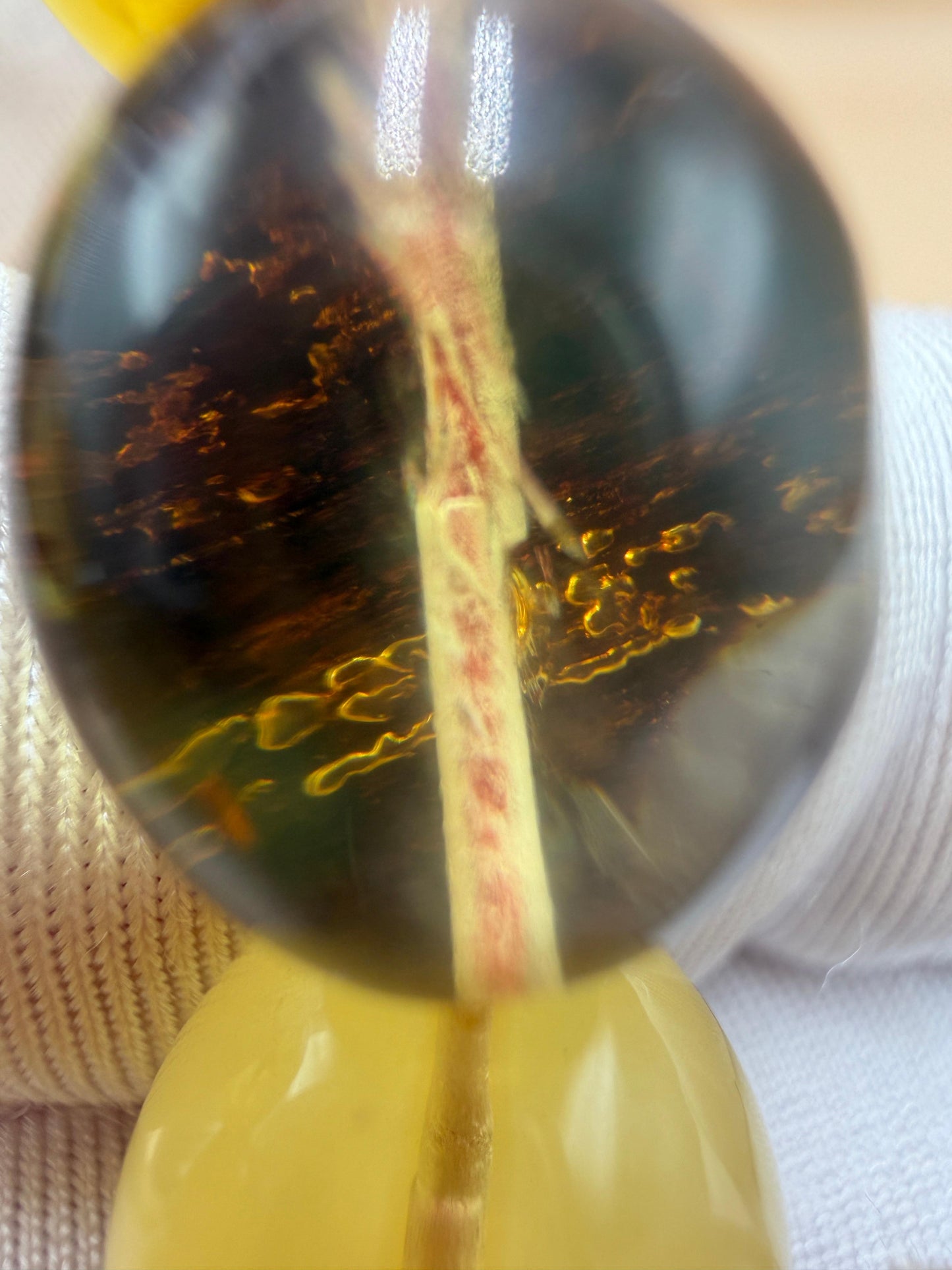 مسباح كهرمان حشري كاريبي، بخراطة مميزة، قصة بيض حمام.Caribbean Insect Amber Misbah