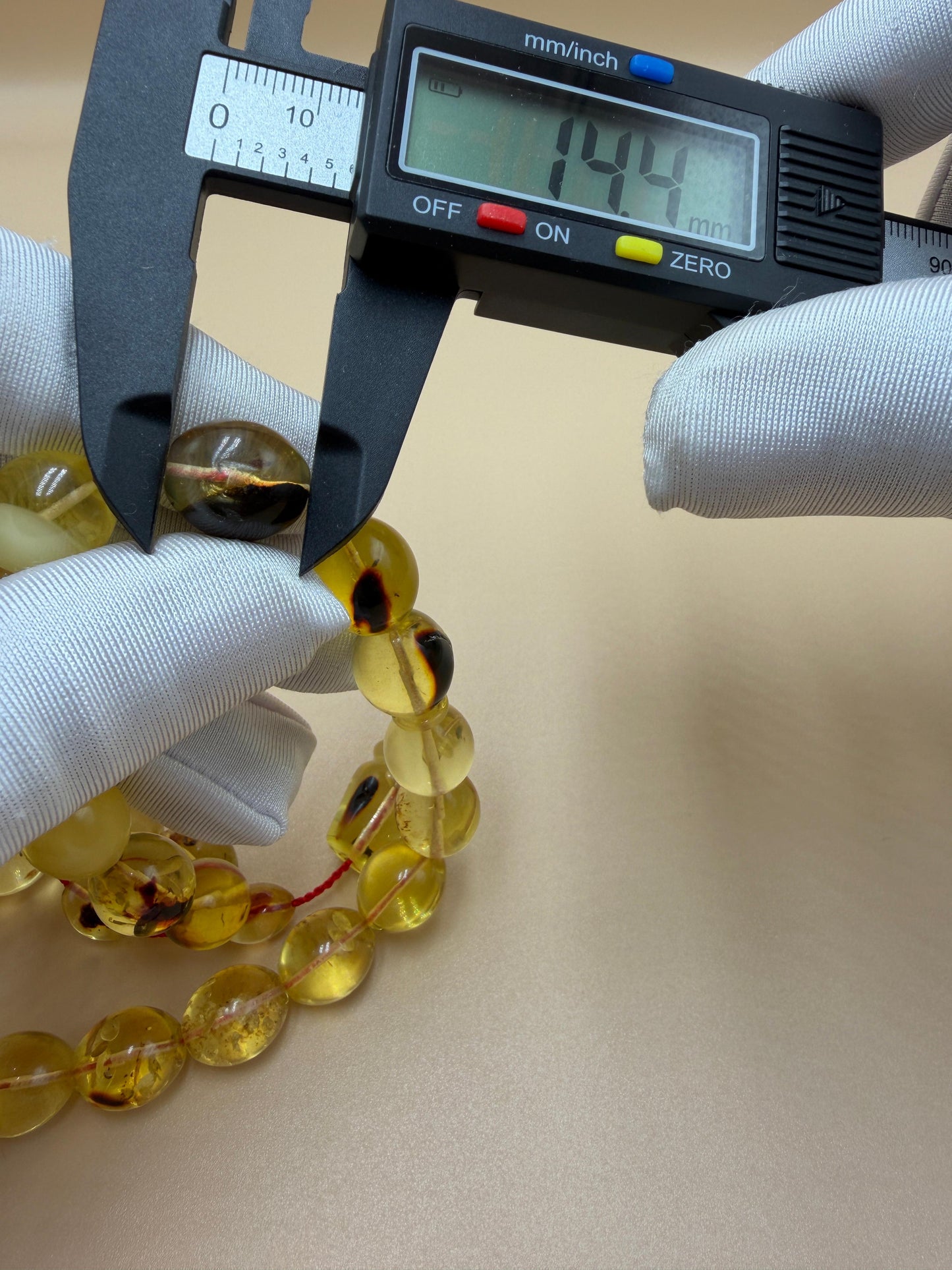 مسباح كهرمان حشري كاريبي، بخراطة مميزة، قصة بيض حمام.Caribbean Insect Amber Misbah