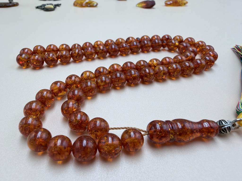 مسباح كهرمان روسي ٦٦ خرزة.Russian Amber Misbaha with 66 beads.