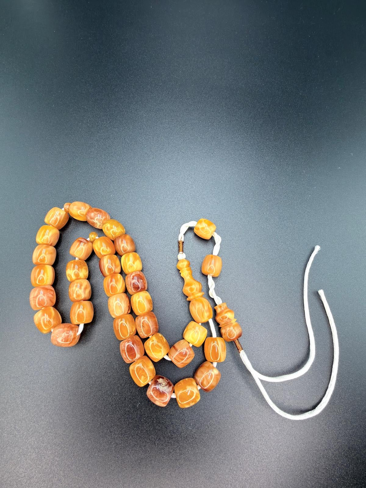 مسباح سندلوس 
Sandalwood tasbih