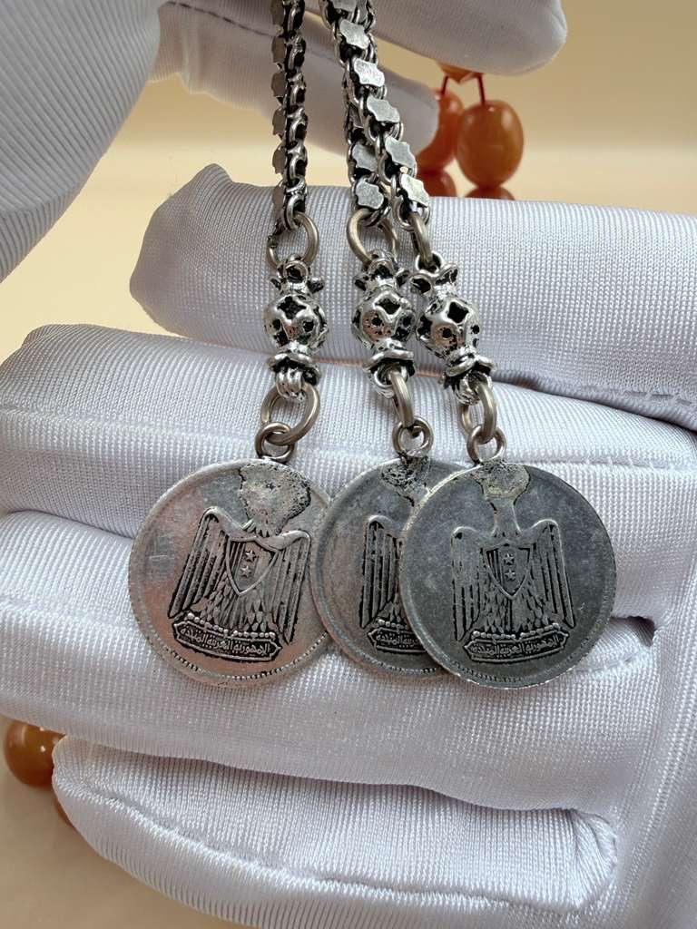 مسباح سندلوس مسكي خام عصيان مع شرّابة فضة عيار ٥٠٠ Raw Musk Sandalwood Misbaha with natural stick beads, finished with a 500 silver tassel