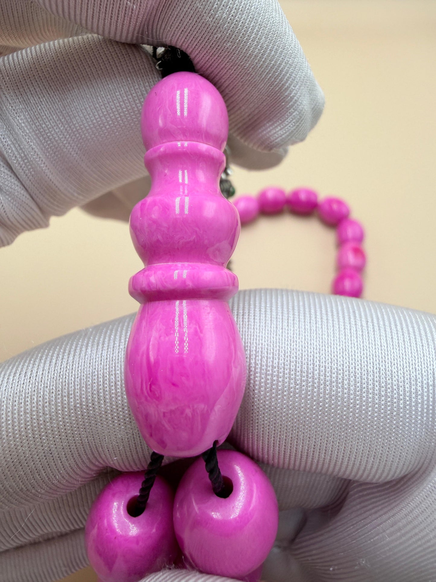 مسباح بولنك
لون مميز – نوادر
Polink Misbaha
Distinctive color – Rare piece