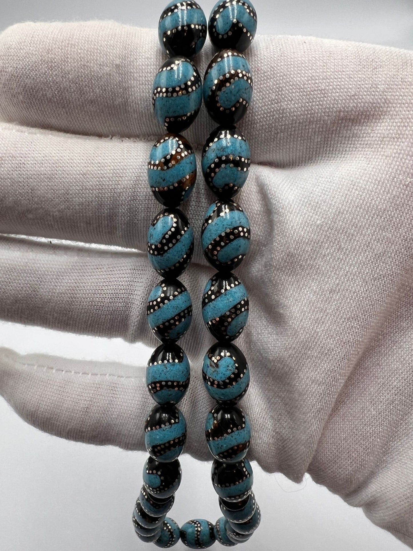 Black coral (Yusr)with turquoise