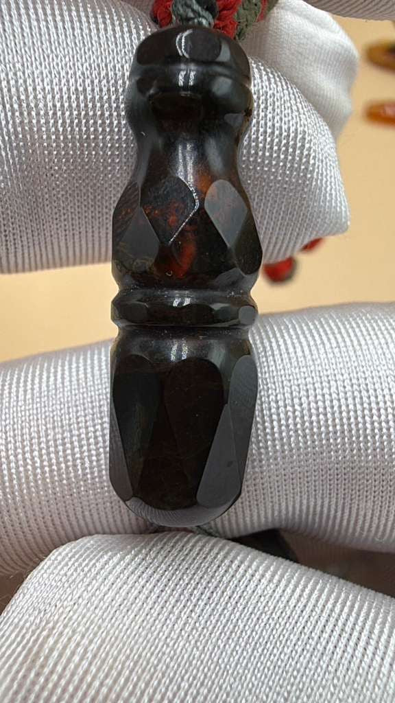 سباح كهرمان روسي مترش قصّة برميلي. Russian Amber Misbaha, polished “Barmeli” style.