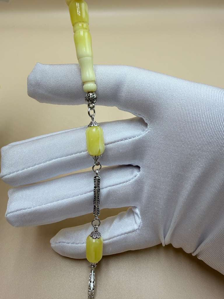 مسباحين تراب كهرب قصة برميلي و مسباح زازا.
Two Misbahas: Electric Clay “Barmeli” style and Zaza Misbaha