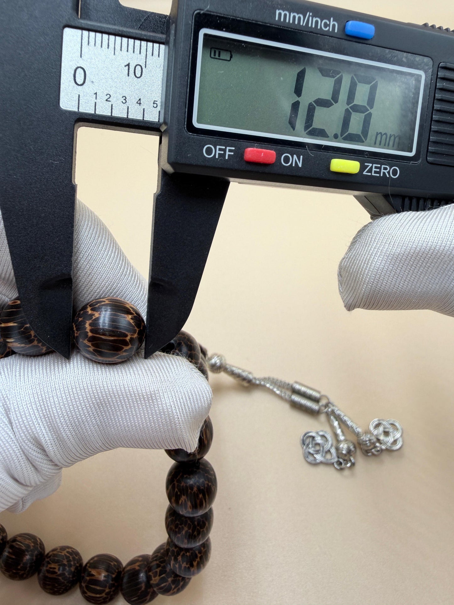 مسباح خشب النمر
قطعة نادرة
 Rare Tigerwood Misbaha