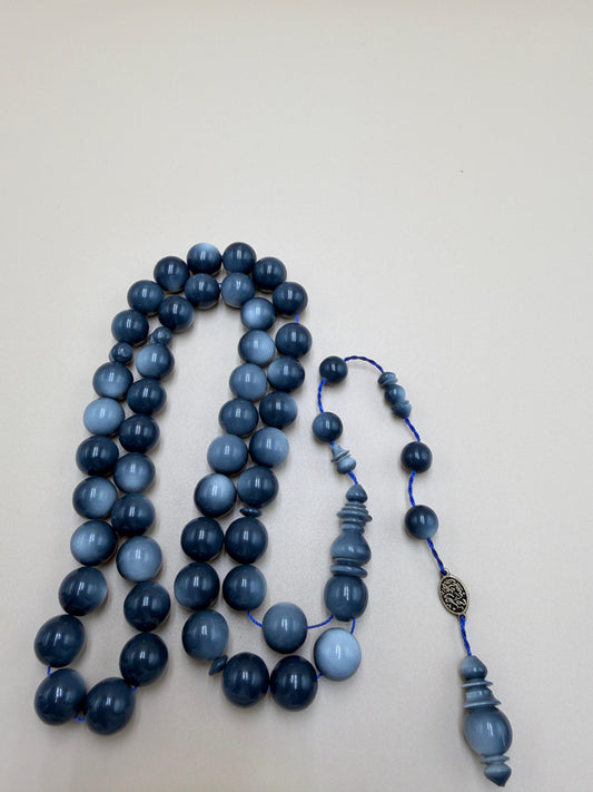 مسباح كلاليث مصدّف خام قديم، مع خراطة جديدة — قطعة نوادر.

Misbah Kallalith with raw antique mother-of-pearl, featuring new turning — a rare piece.