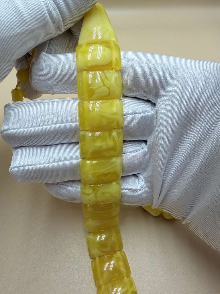 مسباحين تراب كهرب قصة برميلي و مسباح زازا.
Two Misbahas: Electric Clay “Barmeli” style and Zaza Misbaha