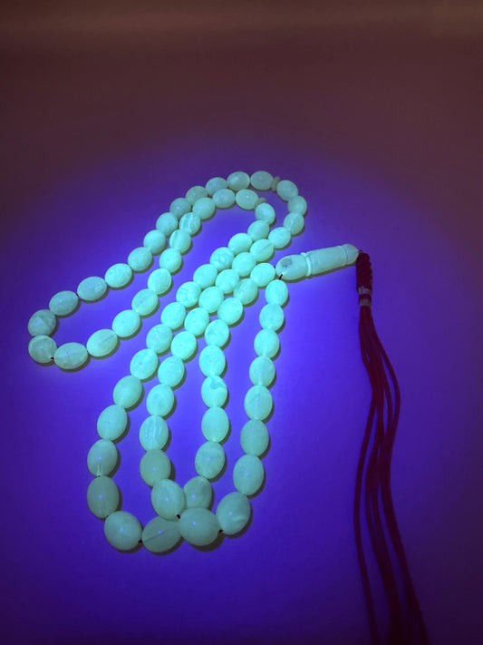 مسباح كهرمان بلطيقي حر
قَصّة بيض حمامNatural Baltic Amber Misbah Pigeon egg cut