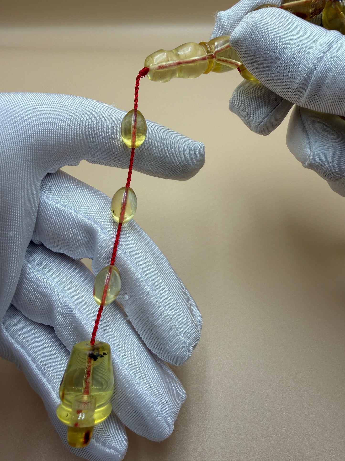 مسباح كهرمان حشري كاريبي، بخراطة مميزة، قصة بيض حمام.Caribbean Insect Amber Misbah