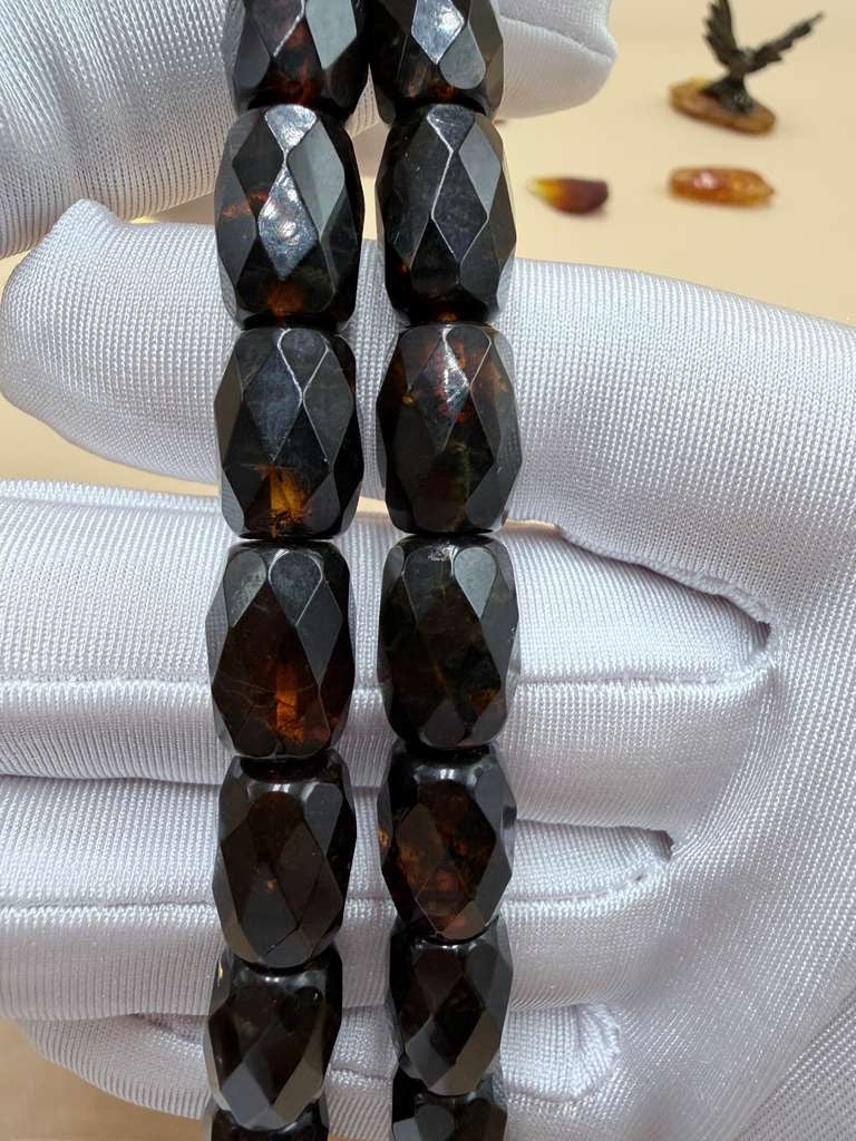 سباح كهرمان روسي مترش قصّة برميلي. Russian Amber Misbaha, polished “Barmeli” style.