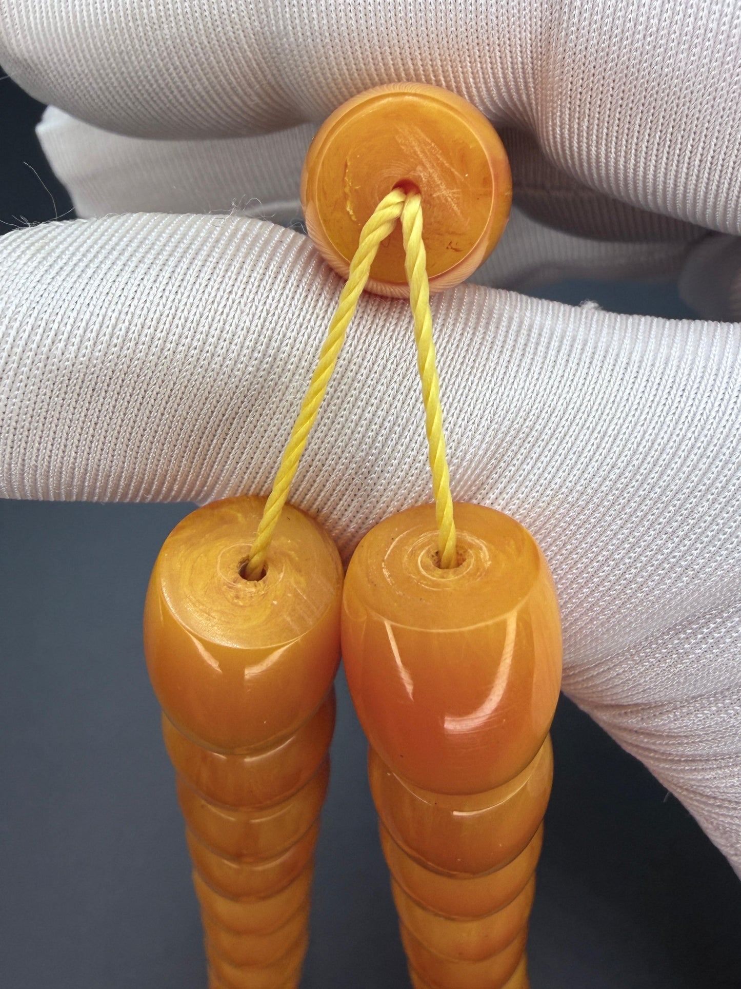 مسباح سندلوس مسكي، صنعة مرتبة ورائحة مميزه
Musk Sandalus tasbih