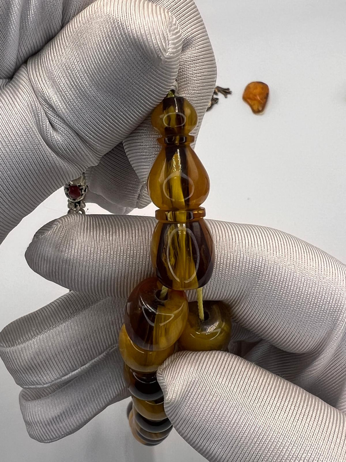 مسباح سندلوس عرق أحمر، 
Red-grain Sandalus tasbih