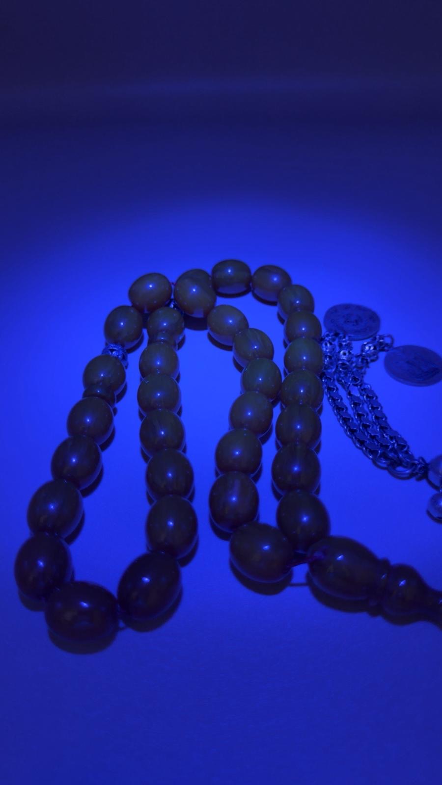 مسباح سندلوس مسكي خام عصيان مع شرّابة فضة عيار ٥٠٠ Raw Musk Sandalwood Misbaha with natural stick beads, finished with a 500 silver tassel