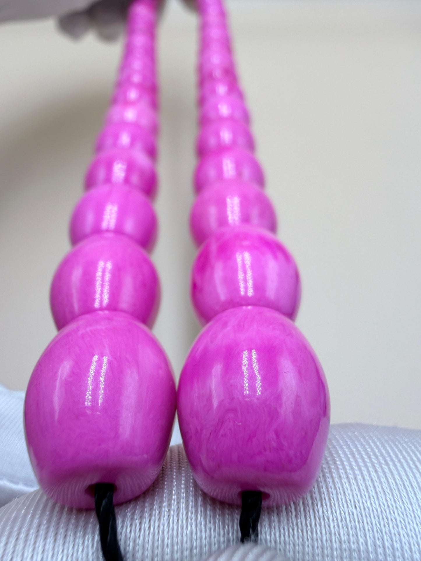 مسباح بولنك
لون مميز – نوادر
Polink Misbaha
Distinctive color – Rare piece