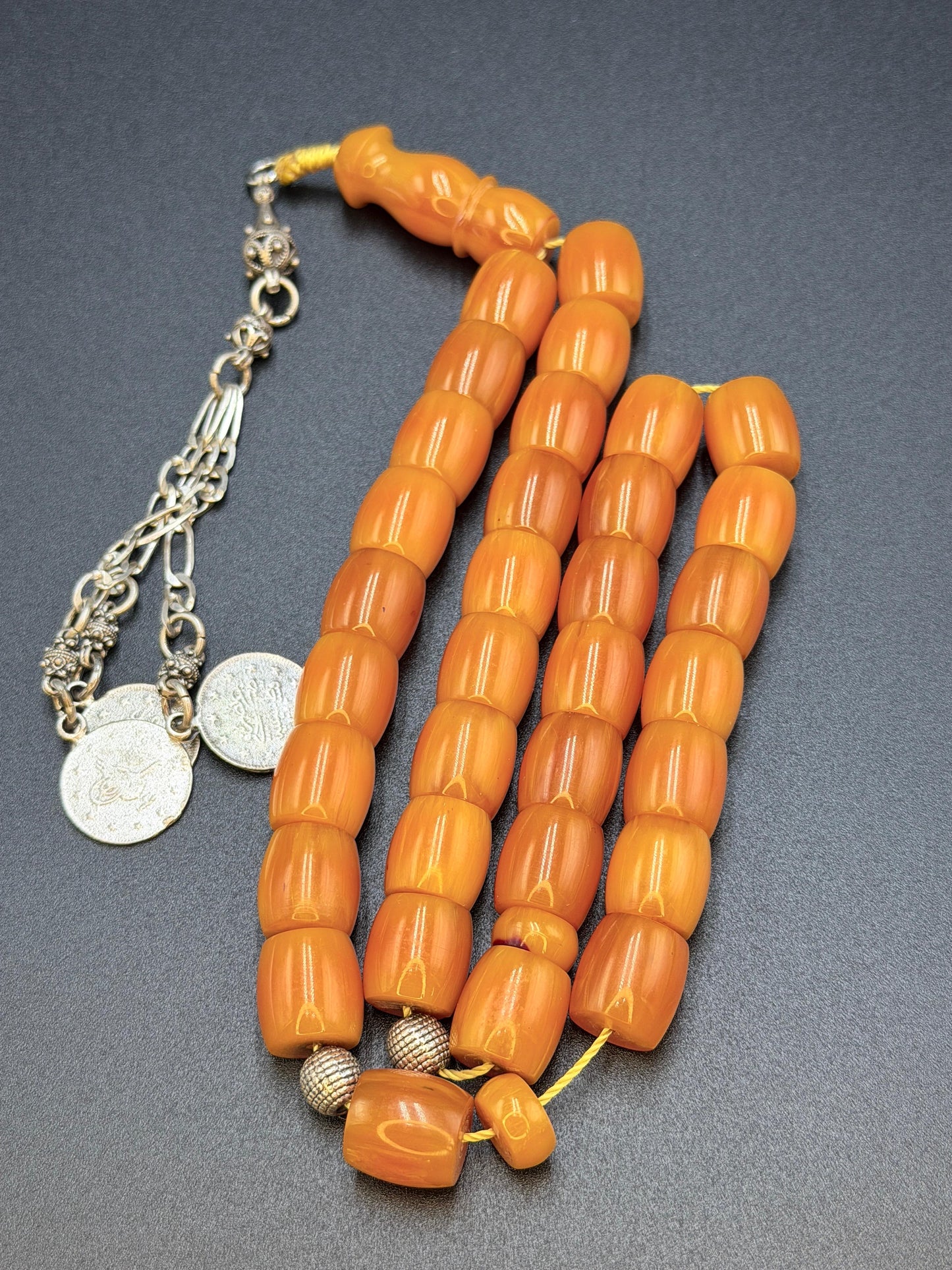 مسباح سندلوس مسكي، صنعة مرتبة ورائحة مميزه
Musk Sandalus tasbih