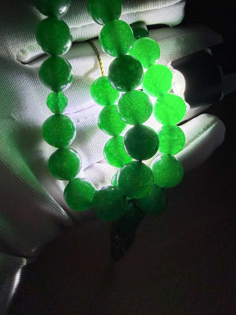 مسباح من حجر اليشم (الجاد)، كفيّه.
Jade Stone Misbah (Handcrafted), Palm-Sized