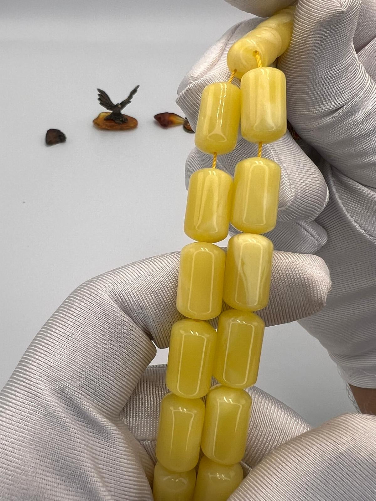 مسباح تراب كهرمان قصة برميلي، 
Amber-dust tasbih with barrel-cut beads,